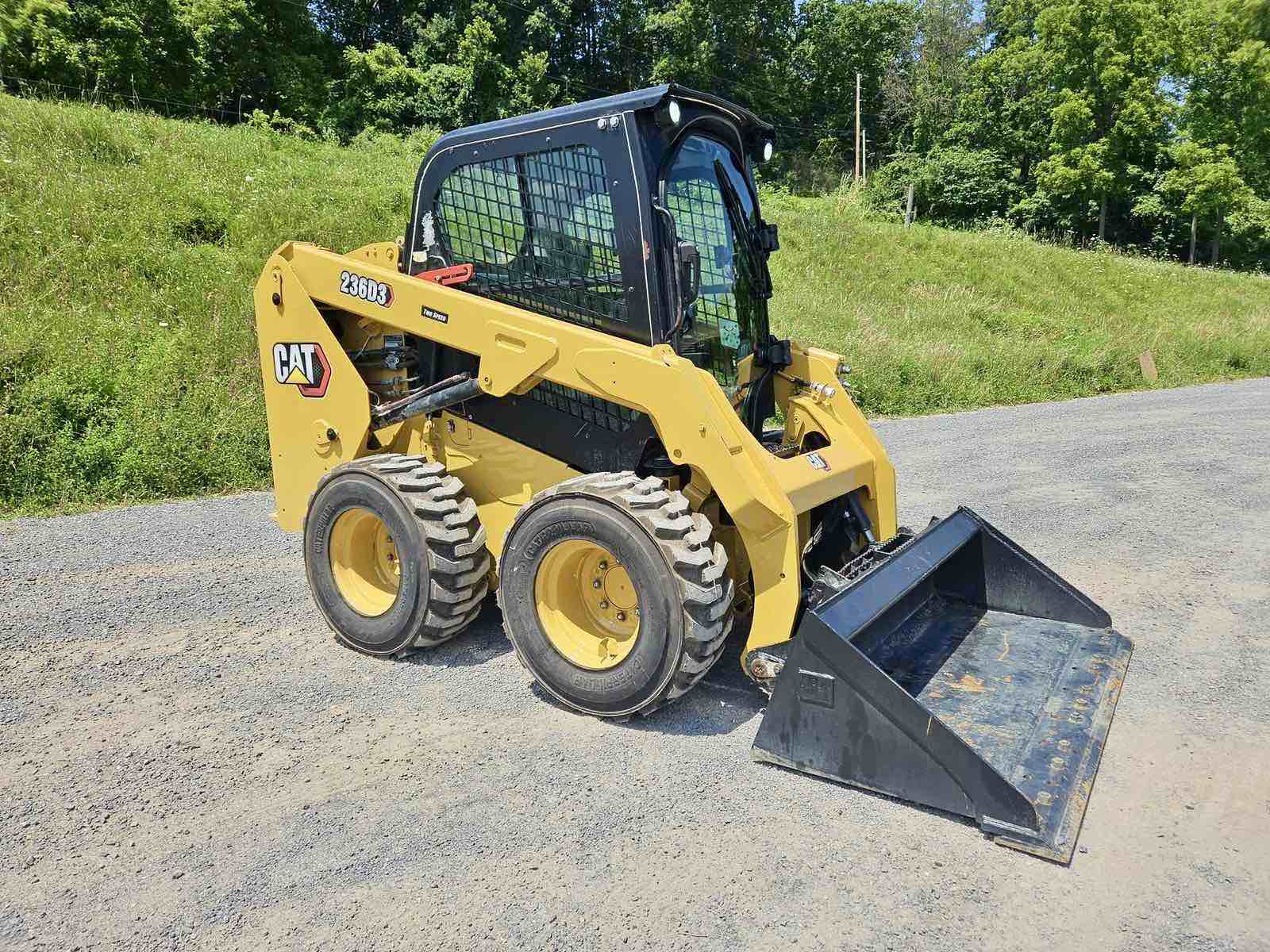 skid steer Image